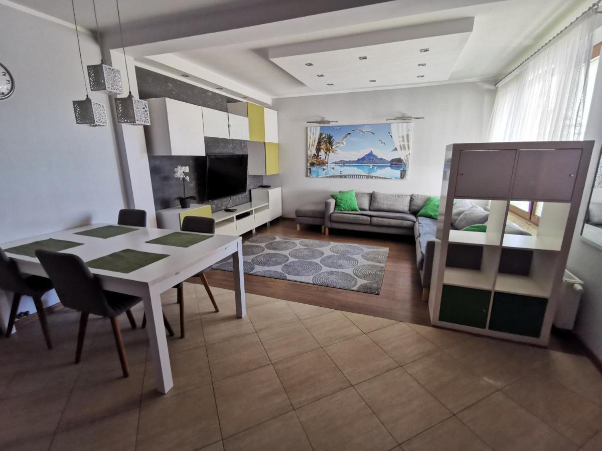 Apartament Meduza Łeba Buitenkant foto